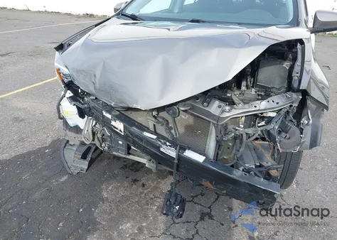 2017 Toyota Corolla Le z USA, uszkodzony, nr VIN 2T1BURHE1HC770632